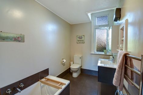 Photo of property in 8 Signal Hill Road, Opoho, Dunedin, 9010