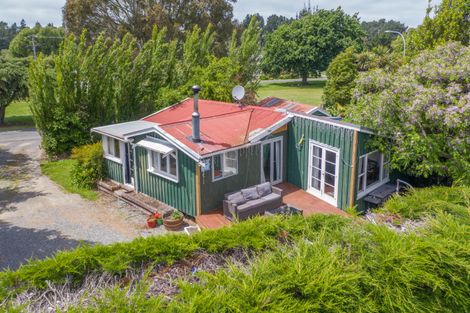 Photo of property in 16 Penfold Square, Leithfield, 7481