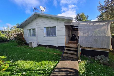 Photo of property in 1/20 Starforth Place, Henderson, Auckland, 0612