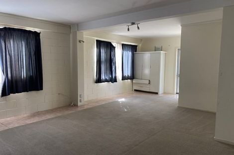 Photo of property in 5 The Crest, Sunnyhills, Auckland, 2010