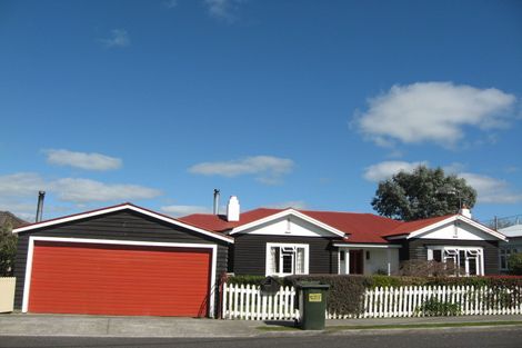 Photo of property in 25 Cuba Street, Marton, 4710