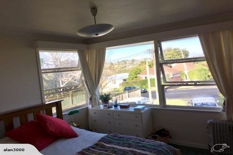 Photo of property in 79 Hillcrest Avenue, Hillcrest, Auckland, 0627