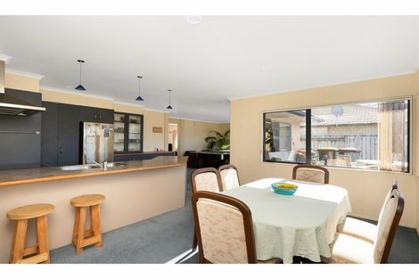 Photo of property in 23 Oriental Parade, Papamoa Beach, Papamoa, 3118