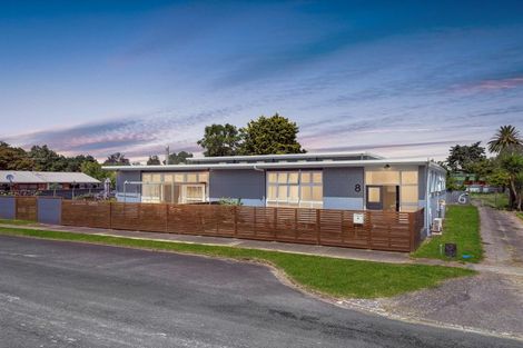 Photo of property in 8 Marine Parade, Wairoa, 4108
