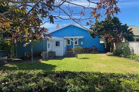 Photo of property in 193 Saint Aubyn Street, New Plymouth, 4310