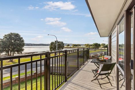 Photo of property in 1/42 Kiwi Esplanade, Mangere Bridge, Auckland, 2022
