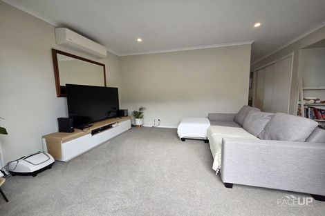 Photo of property in 10 Te Rau Place, Hobsonville, Auckland, 0616