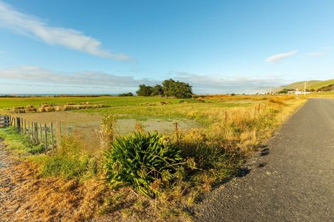 Photo of property in 109 Seaview Road, Herbertville, 4970