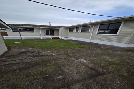 Photo of property in 25 Battiscombe Terrace, Waitara, 4320