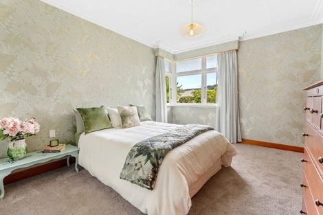 Photo of property in 16 Beaumaris Street, Outram, 9019