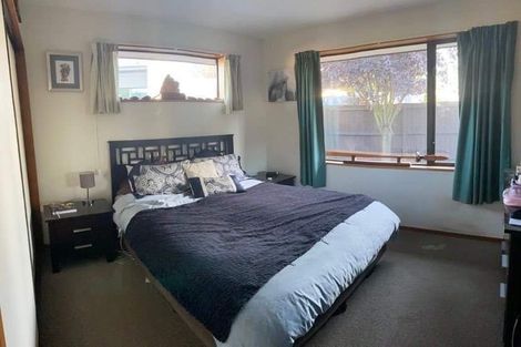 Photo of property in 2/65 Middlepark Road, Sockburn, Christchurch, 8042