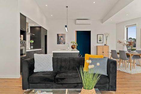 Photo of property in 11 Searle Drive, Cromwell, 9310