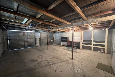 Photo of property in 11 Camberwell Place, Avonhead, Christchurch, 8042