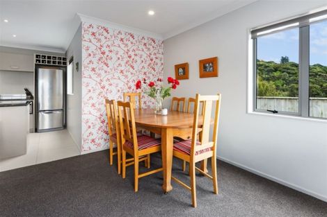 Photo of property in 4 Gennaker Lane, Whitby, Porirua, 5024