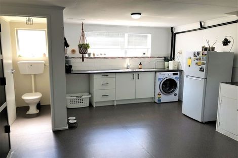 Photo of property in 45 Stamford Street, Balclutha, 9230