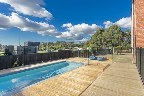 Photo of property in 210/1a Oakley Avenue, Waterview, Auckland, 1026