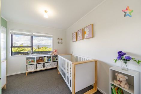 Photo of property in 24 Matuhi Street, Tirohanga, Lower Hutt, 5010