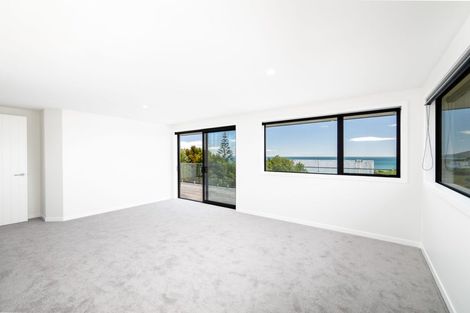 Photo of property in 77 Stratford Drive, Cable Bay, 0420