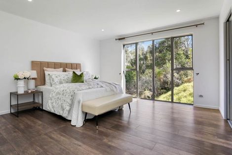 Photo of property in 35a Seaview Avenue, Northcote, Auckland, 0627