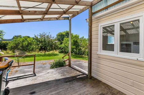 Photo of property in 10 Hussey Street, Waverley, 4510