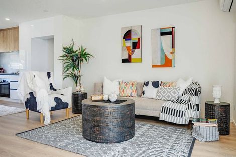 Photo of property in 28a Mckinstry Avenue, Mangere East, Auckland, 2024