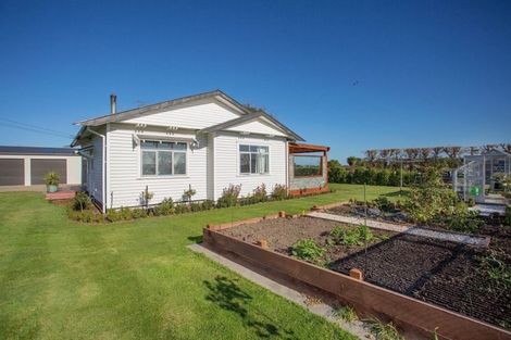 Photo of property in 748 Hudsons Road, Motukarara, Christchurch, 7674