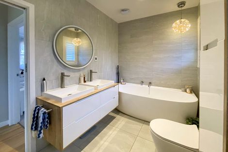 Photo of property in 7 Ringwood Street, Torbay, Auckland, 0630
