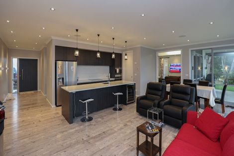 Photo of property in 169 Kimihia Road, Huntly, 3771