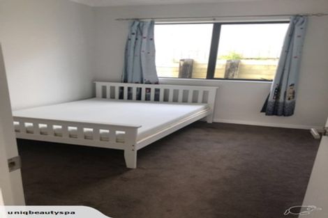 Photo of property in 27 Korihi Drive, Swanson, Auckland, 0614