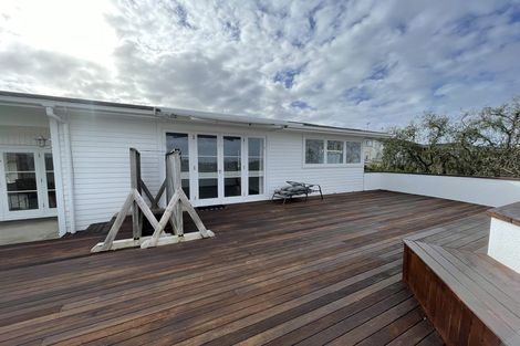 Photo of property in 89 Lynden Avenue, Hillcrest, Auckland, 0627