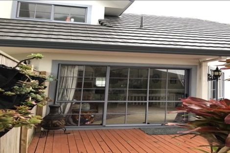 Photo of property in 23 Manor Park, Sunnyhills, Auckland, 2010