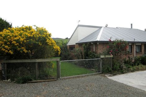 Photo of property in 94 Maungakaramea Road, Puwera, Whangarei, 0178