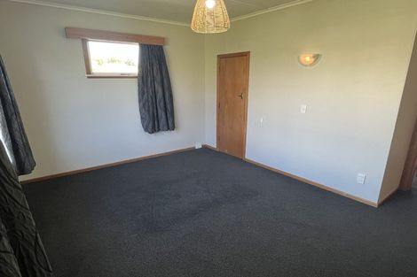 Photo of property in 14 Waterloo Crescent, Hokowhitu, Palmerston North, 4410