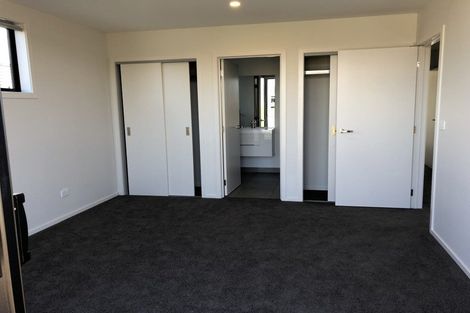 Photo of property in 4 Matakanui Lane, Wanaka, 9305