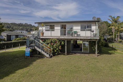 Photo of property in 20 Hardy Place, Cooks Beach, Whitianga, 3591