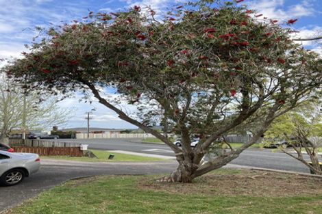 Photo of property in 2/1 Leigh Terrace, Bayview, Auckland, 0629