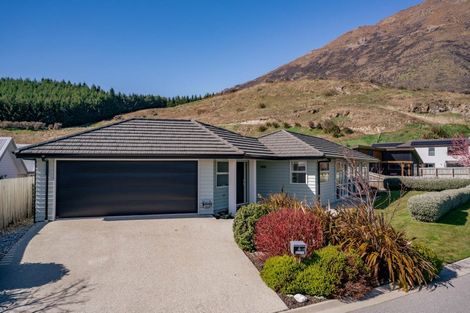 Photo of property in 4 Keble Lane, Lower Shotover, Queenstown, 9304