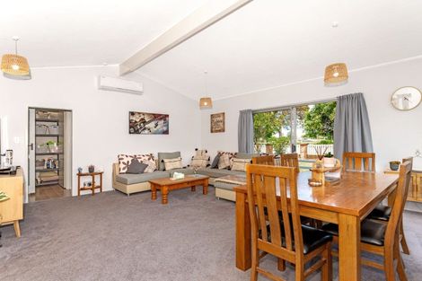 Photo of property in 21 Main Road, Makaraka, Gisborne, 4010