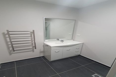 Photo of property in 9 Walsh Road, Papakura, 2110