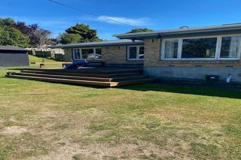 Photo of property in 2 Windsor Road, Maeroa, Hamilton, 3200