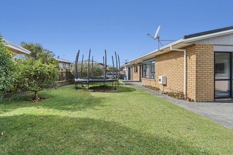 Photo of property in 2/38 Waimea Street, Westown, New Plymouth, 4310