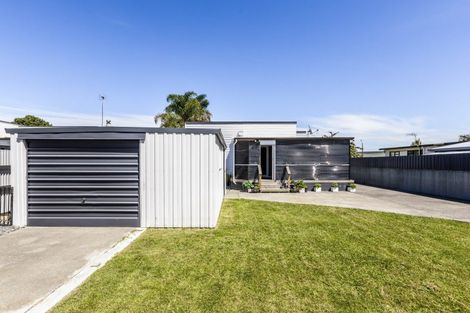 Photo of property in 1 Rutherford Road, Marewa, Napier, 4110