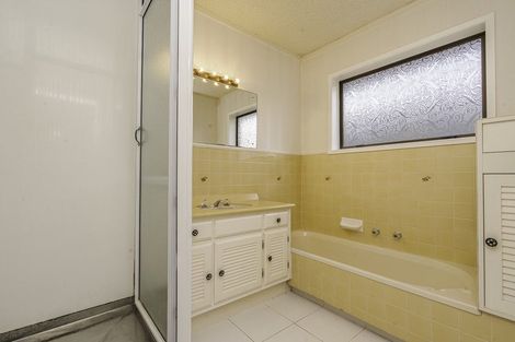 Photo of property in 12 Ngaio Place, Pukete, Hamilton, 3200