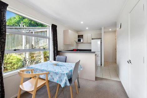 Photo of property in 1a Cecil Road, Tawa, Wellington, 5028