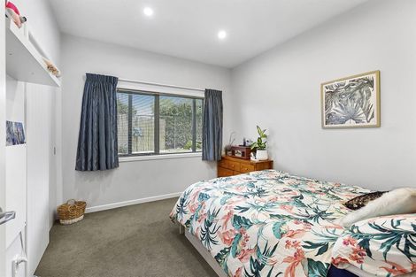 Photo of property in 58a Kahu Road, Paremata, Porirua, 5024