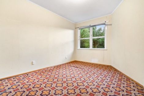 Photo of property in 330 Great South Road, Opaheke, Papakura, 2113