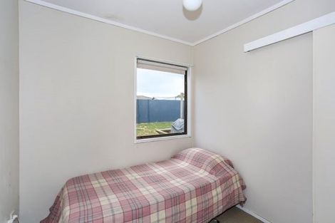 Photo of property in 2/23 Gaylands Place, Opaheke, Papakura, 2113