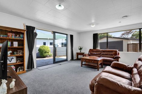 Photo of property in 7 Pitt Street, Normanby, Hawera, 4614