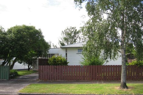 Photo of property in 10 Coronet Place, Avondale, Auckland, 1026