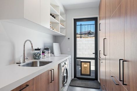 Photo of property in Meadowstone Alpha Series, 28 Sapphire Spring Rise, Wanaka, 9305